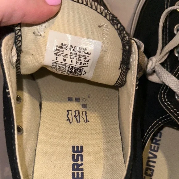 Converse Black and White Sneakers - Picture 5 of 5